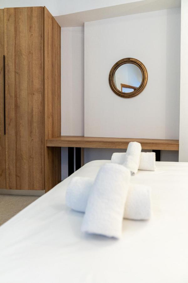 Quince City Center Heraklion  Ngoại thất bức ảnh